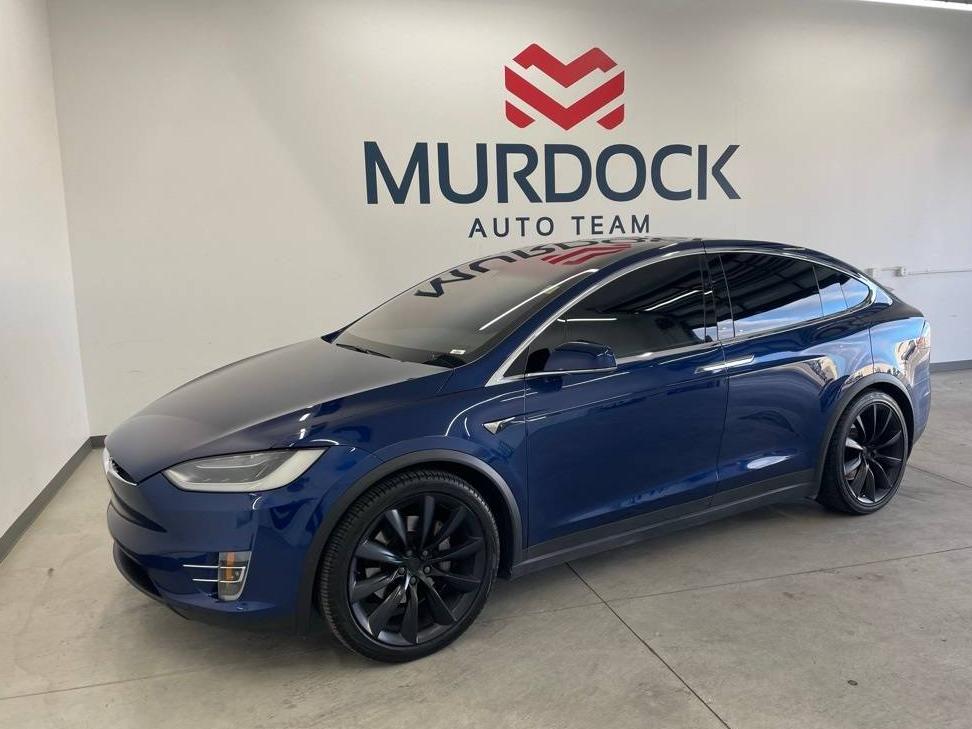 TESLA MODEL X 2018 5YJXCDE29JF091800 image